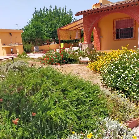 Casa Marina Lu Tuvaraggiu Hébergement de vacances *