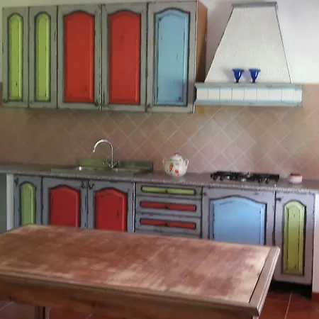 Hébergement de vacances Casa Marina Lu Tuvaraggiu *